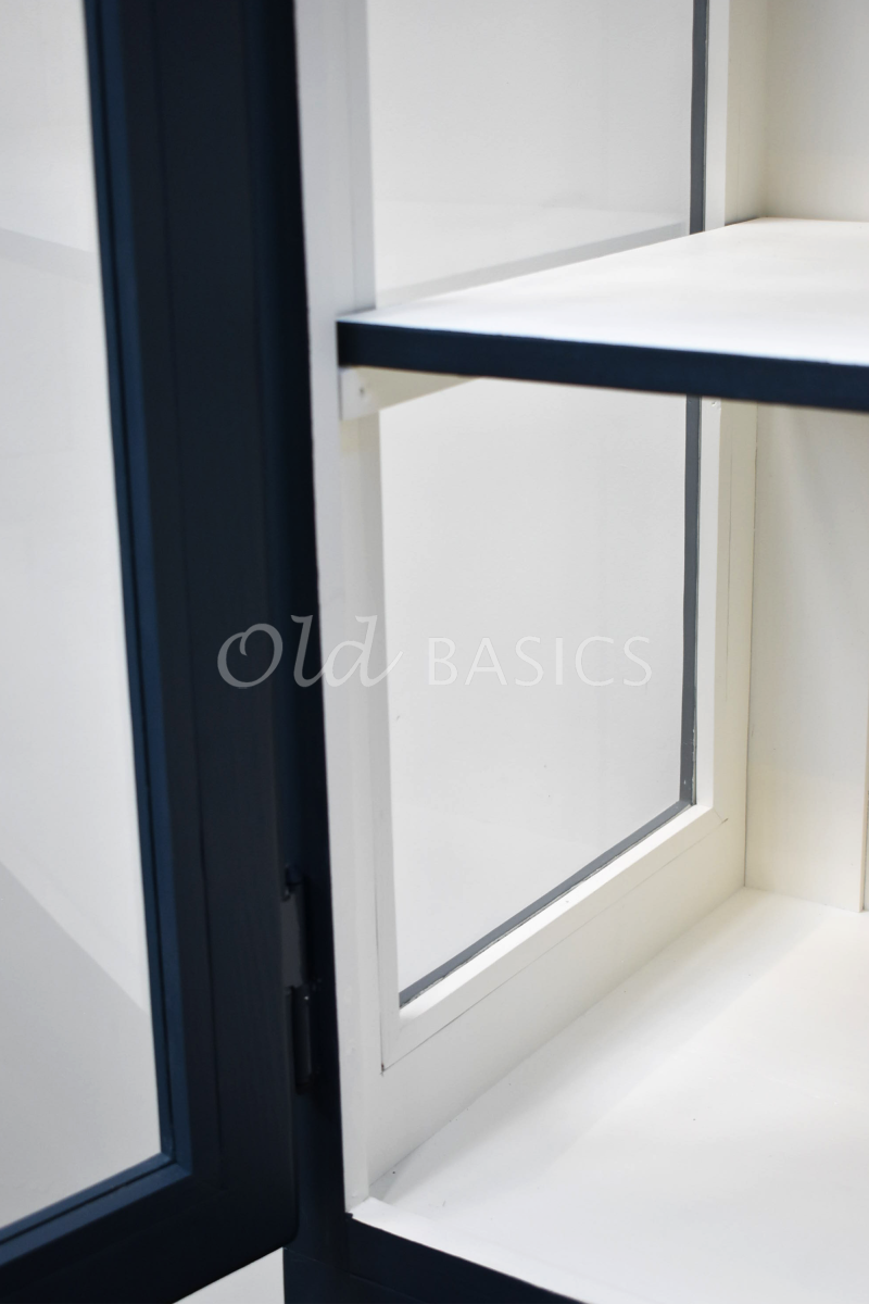 Detail van Vitrinekast Jeanette, 2 deuren, RAL5008, blauw, materiaal hout